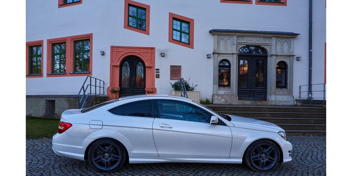 Mercedes-Benz C 220 152.000 km 14.700 &euro; Crimmitschau 08451