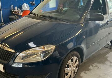 Skoda Fabia 125.673 km 2.000 &euro; Limbach-Oberfrohna 09212