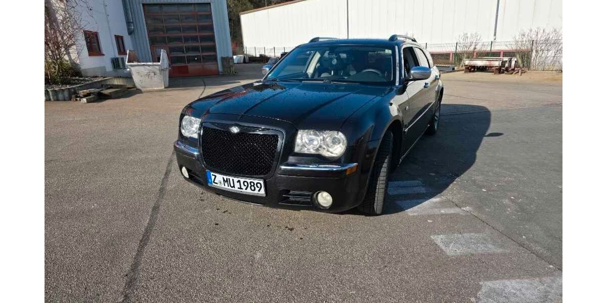 Chrysler 300C 292.000 km 4.300 &euro; Lichtenstein/Sa. 09350