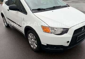 Mitsubishi Colt 67.730 km 3.490 &euro; Netzschkau 08491
