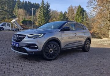 Opel Grandland (X) 57.640 km 14.990 &euro; Schneeberg 08289