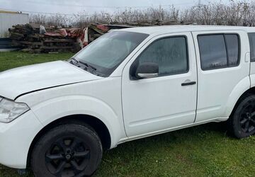 Nissan Pathfinder 165.000 km 5.990 &euro; Zwönitz 08297
