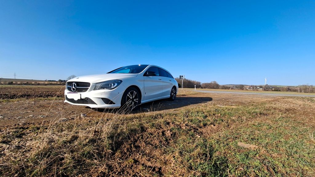 Mercedes-Benz CLA 220 Shooting Brake 213.000 km 11.500 &euro; Lugau 09385