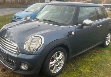 Mini ONE 97.050 km 4.990 &euro; Mylau 08499