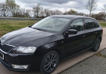 Skoda Rapid 109.000 km 9.400 &euro; Lichtentanne 08115