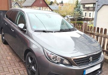 Peugeot 308 135.200 km 9.990 &euro; Zwickau 08058