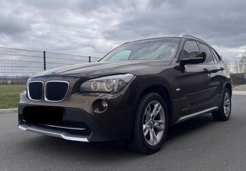 BMW X1 165.100 km 7.999 &euro; Pöhl 08543