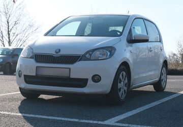 Skoda Citigo 129.300 km 5.555 &euro; Langenweißbach 08134