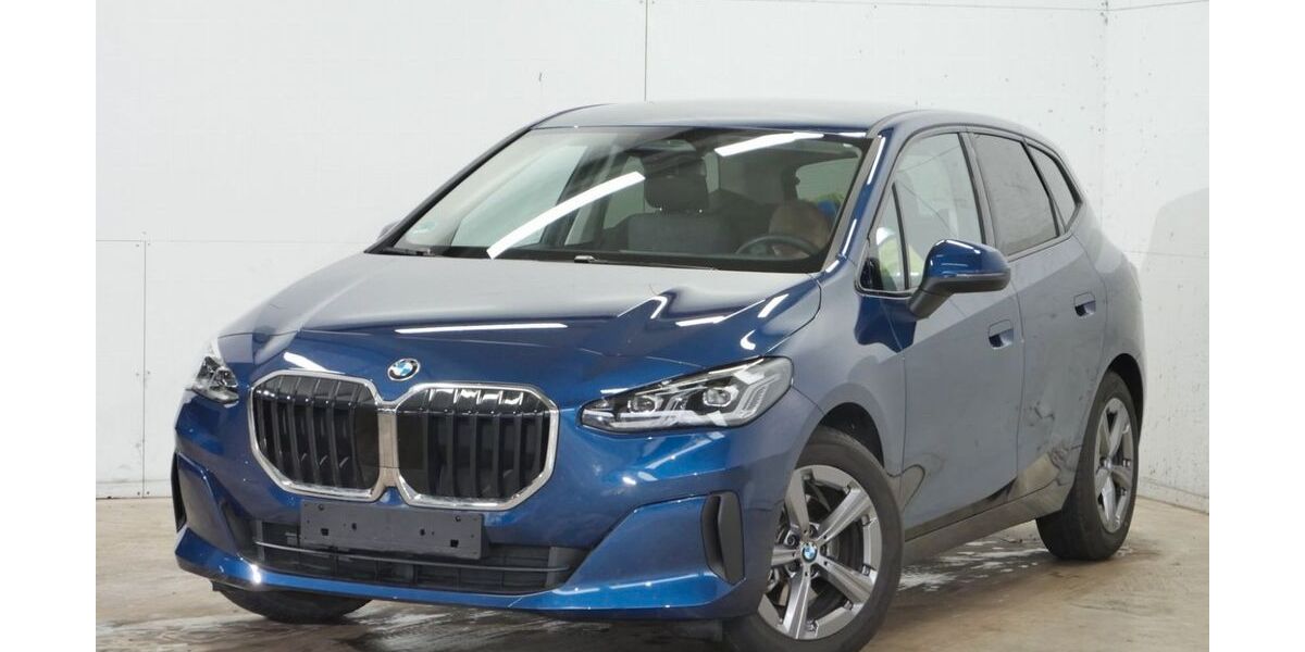 BMW 220 Active Tourer 6.743 km 30.445 &euro; Schneeberg 08289