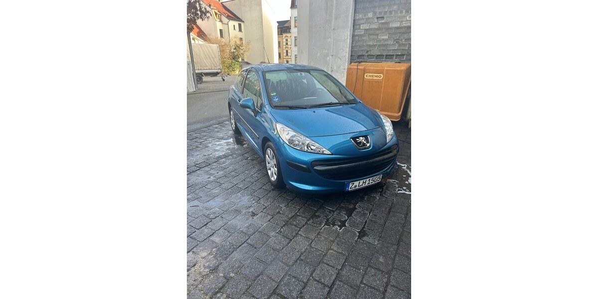 Peugeot 207 65.000 km 4.500 &euro; Meerane 08393