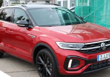 VW T-Roc 9.000 km 48.979 &euro; Limbach-Oberfrohna 09212