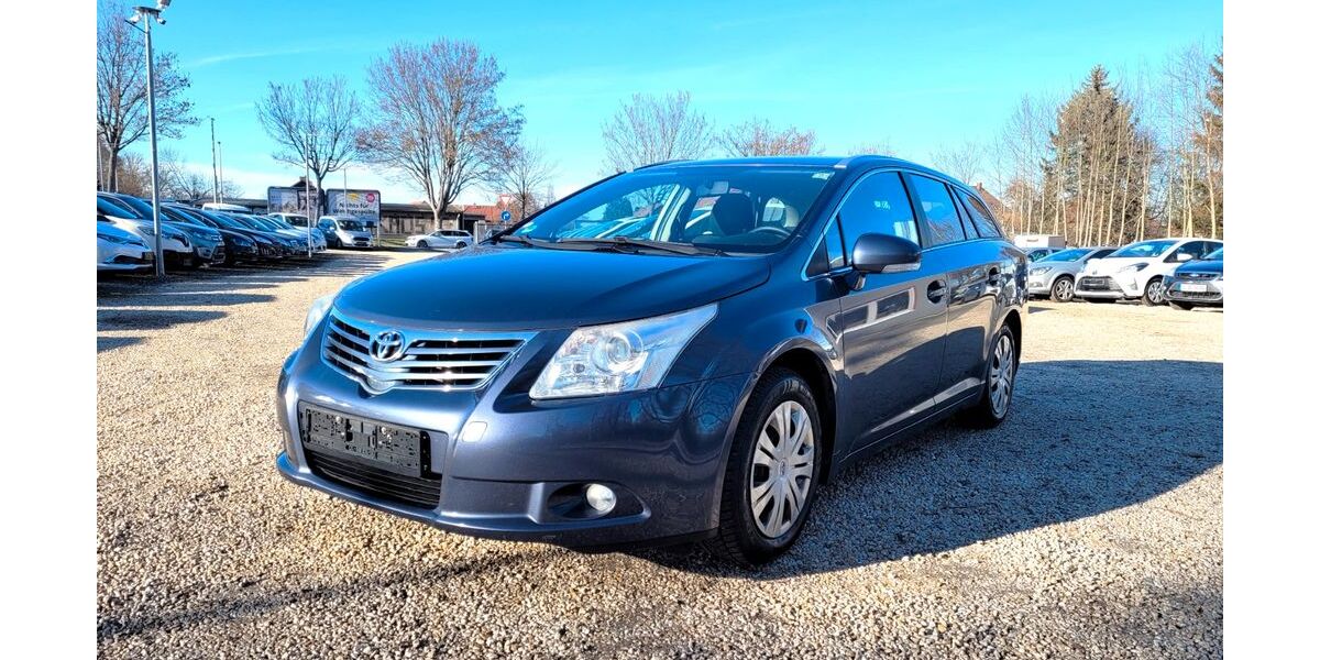 Toyota Avensis 208.681 km 4.980 &euro; Zwickau 08056