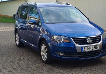 VW Touran 199.997 km 4.690 &euro; Zwickau 08066