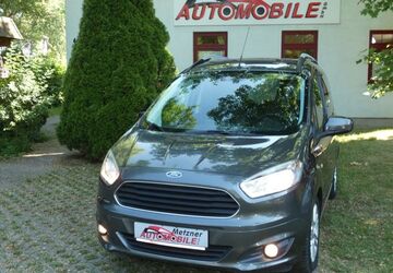 Ford Tourneo Courier 85.490 km 9.390 &euro; Zwickau 08056