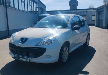 Peugeot 206 49.990 km 3.500 &euro; Niederdorf 09366