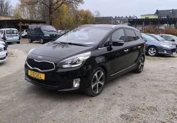 Kia Carens 156.000 km 6.999 &euro; Neukirchen 08459