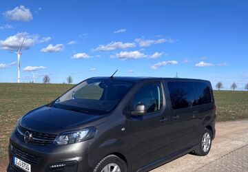 Opel Zafira Life 99.960 km 29.950 &euro; Crimmitschau 08451