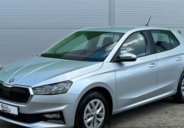 Skoda Fabia 10.148 km 16.950 &euro; Zwönitz / OT Dorfchemnitz 08297