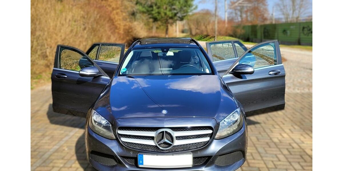 Mercedes-Benz 200 255.000 km 9.750 &euro; Glauchau 08371