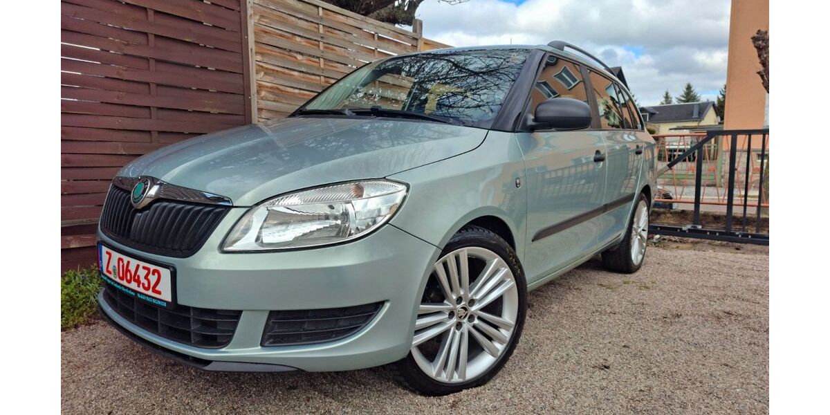 Skoda Fabia 133.789 km 5.950 &euro; Limbach-Oberfrohna 09212